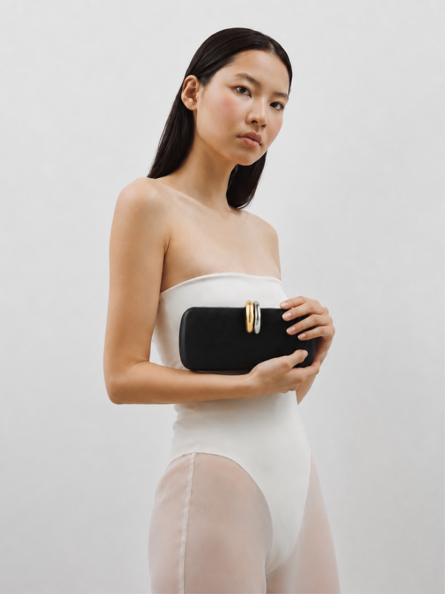 Iris Clutch