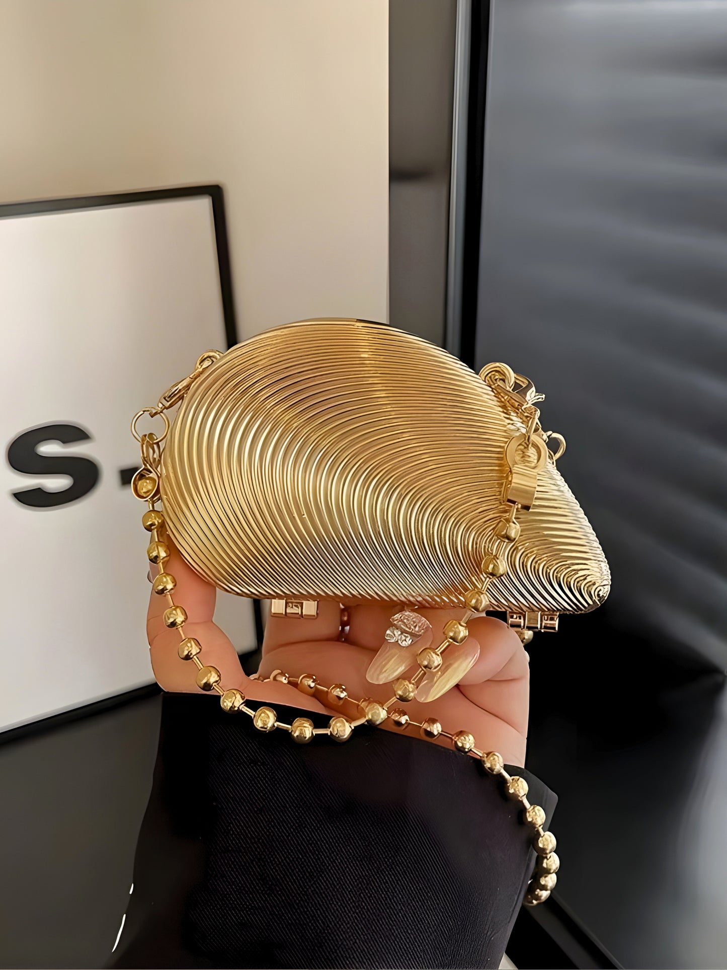 Micro Zyra Clutch in Golden