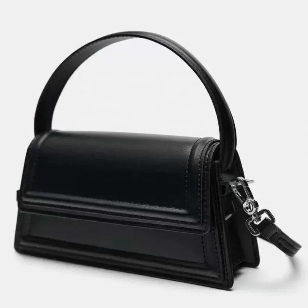 Aroka Bag in Black