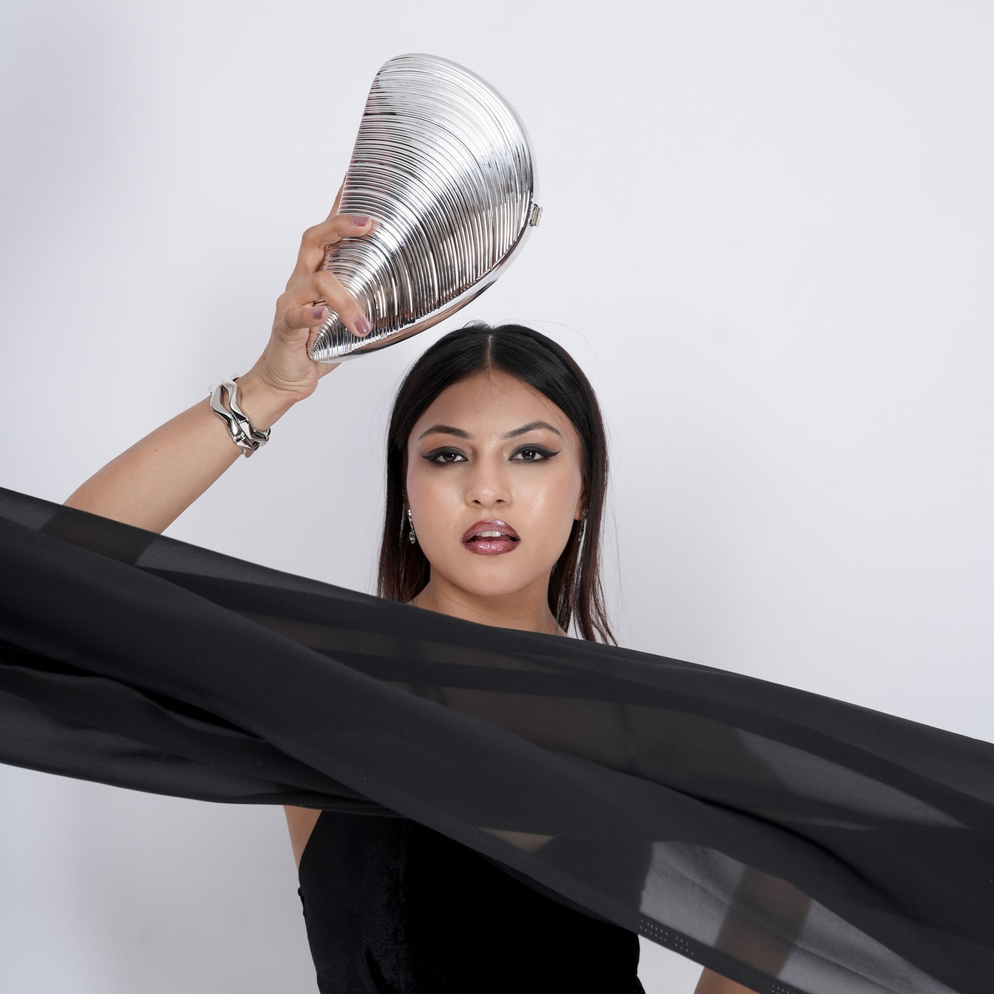 Zyra Clutch Bag in Silver - Idaya Luxe