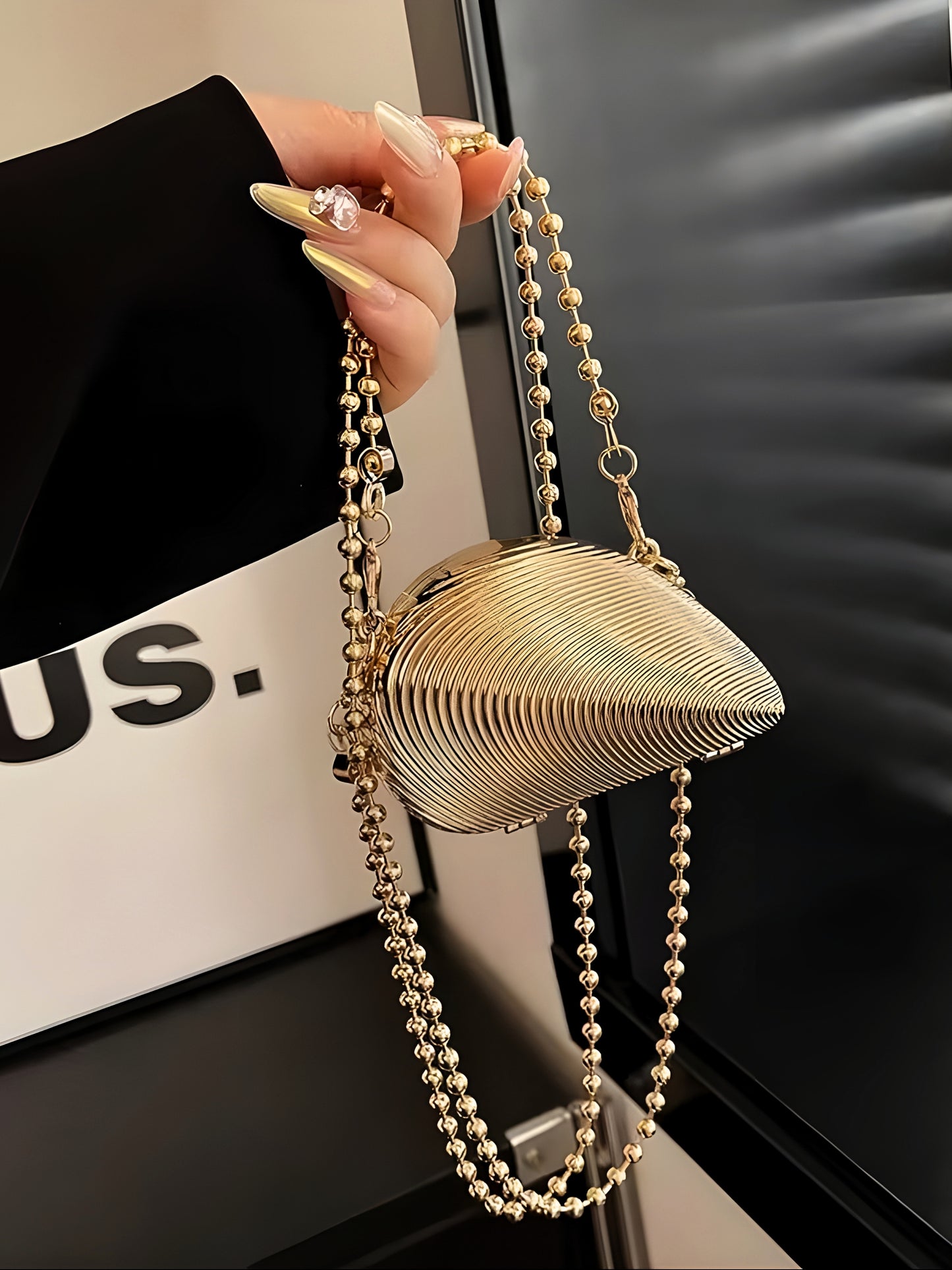 Micro Zyra Clutch in Golden