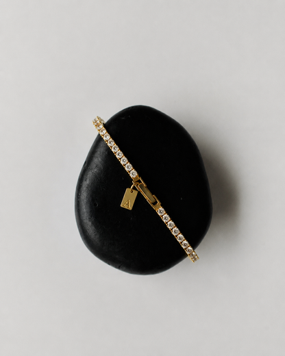 Elara Initial Bracelet - Idaya Luxe