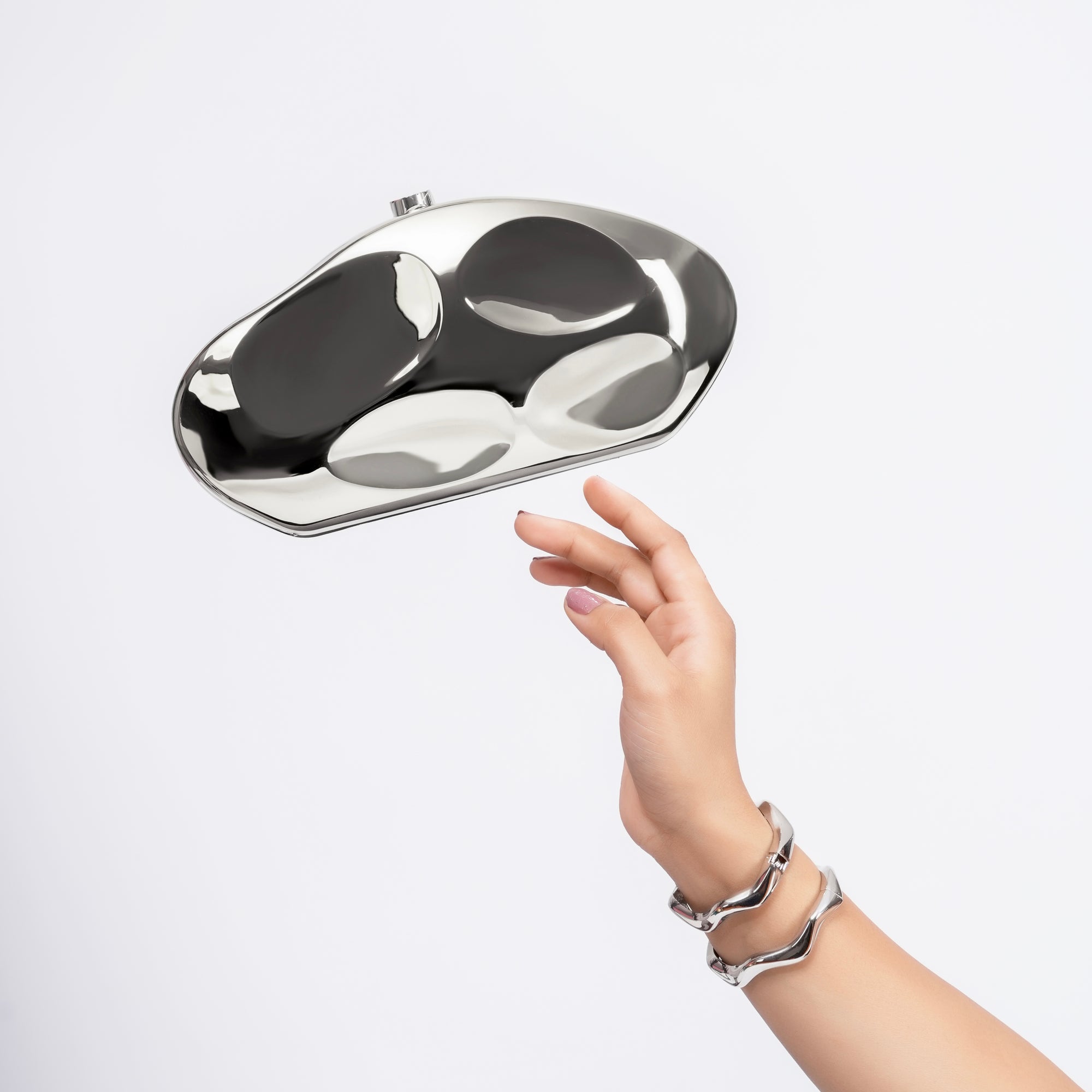 Oro Clutch Bag in Silver - Idaya Luxe