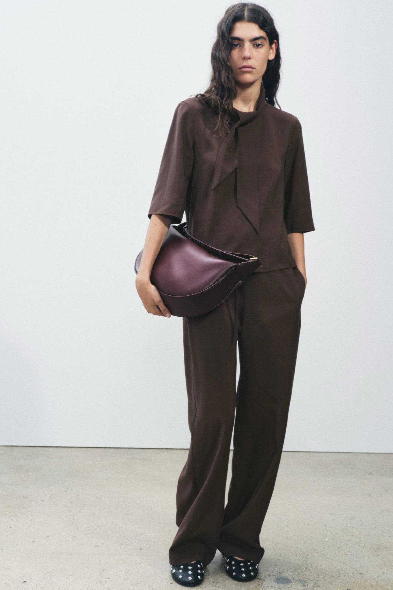 Velar Bag in Burgundy - Idaya Luxe