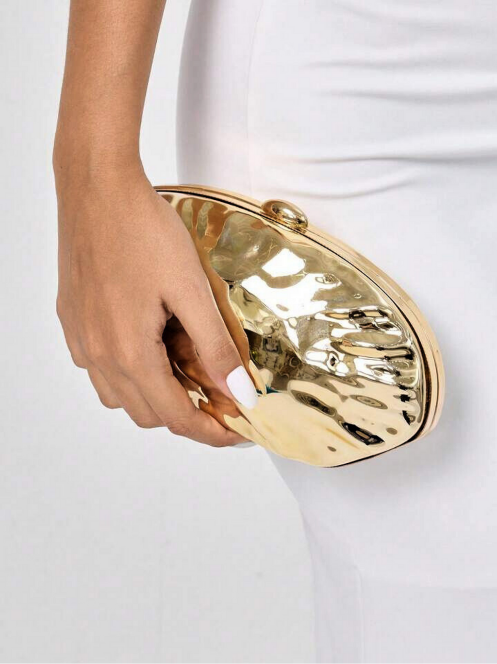 Sienna Clutch in Golden