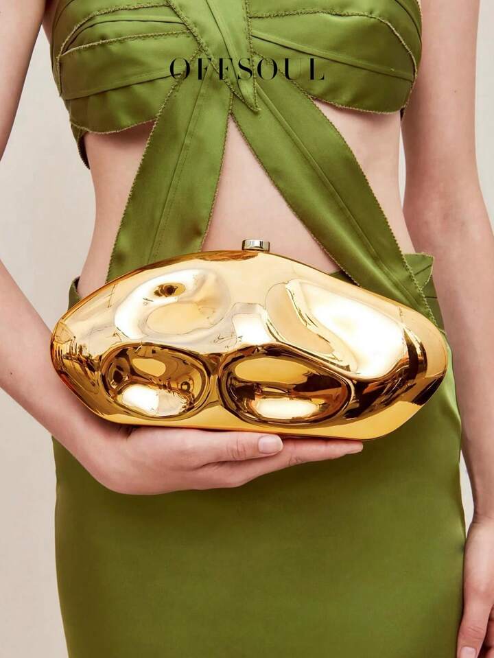 Oro Clutch Bag in Golden