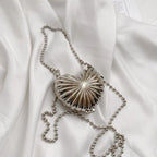 Amour Clutch in Silver