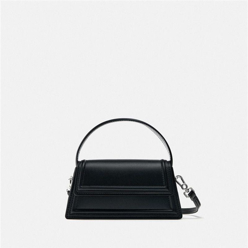 Aroka Bag in Black