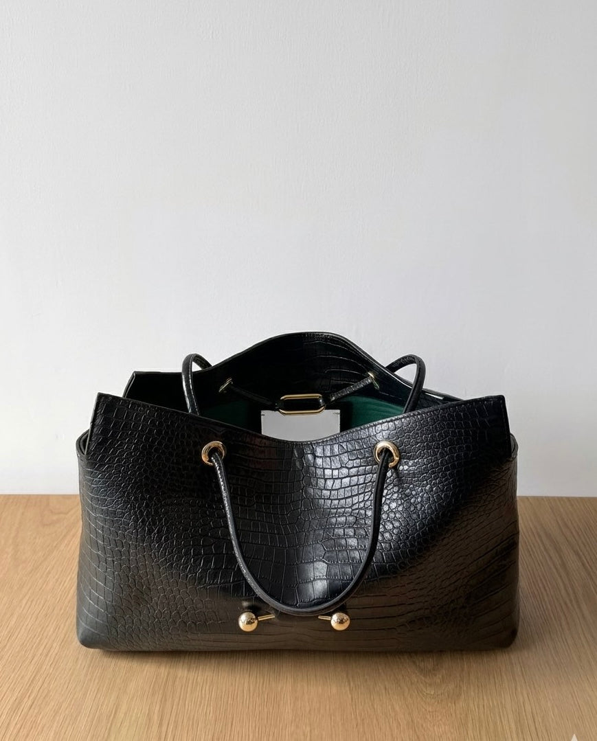 Nyx Bag in Black