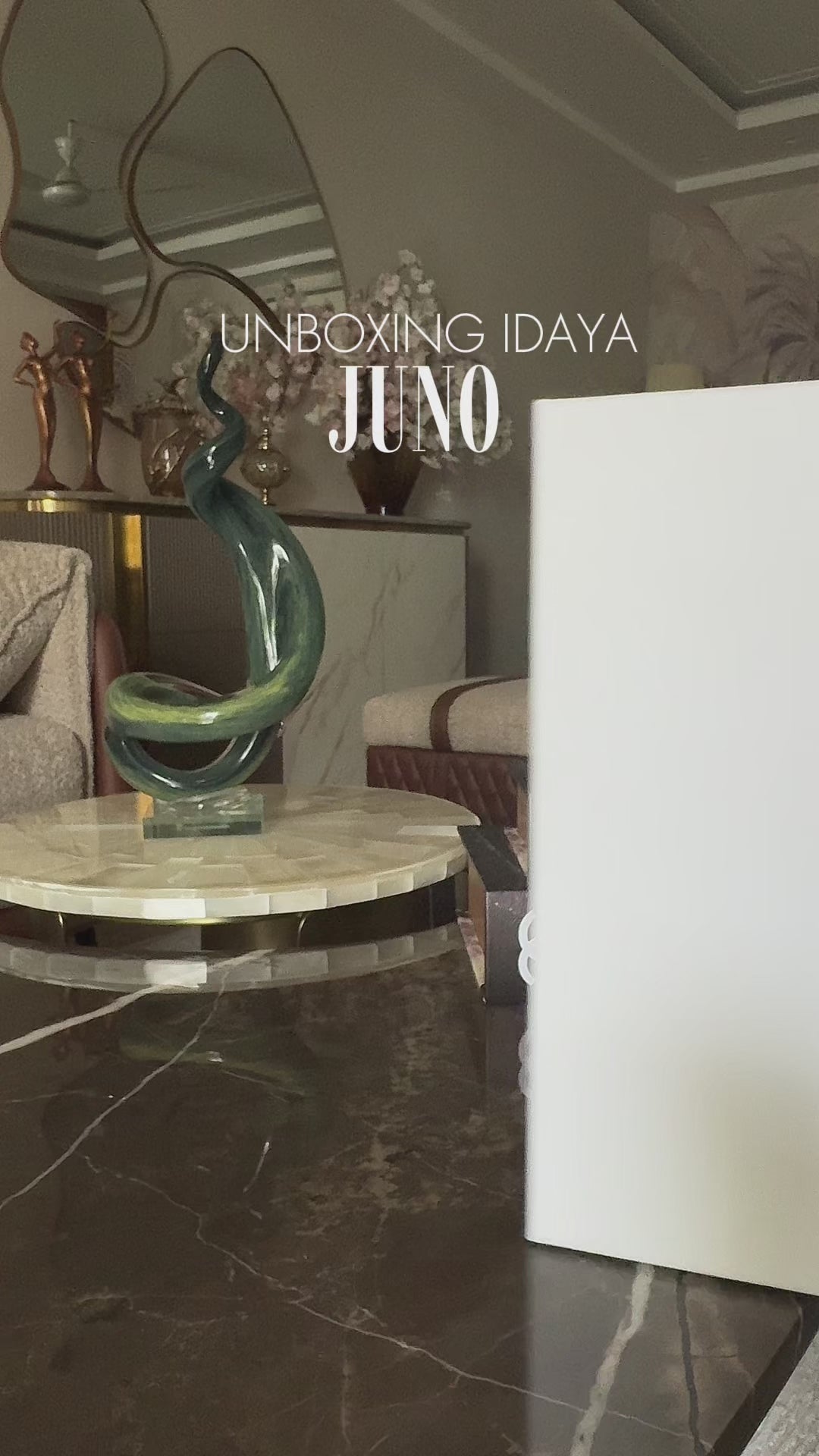 Juno Clutch in Golden